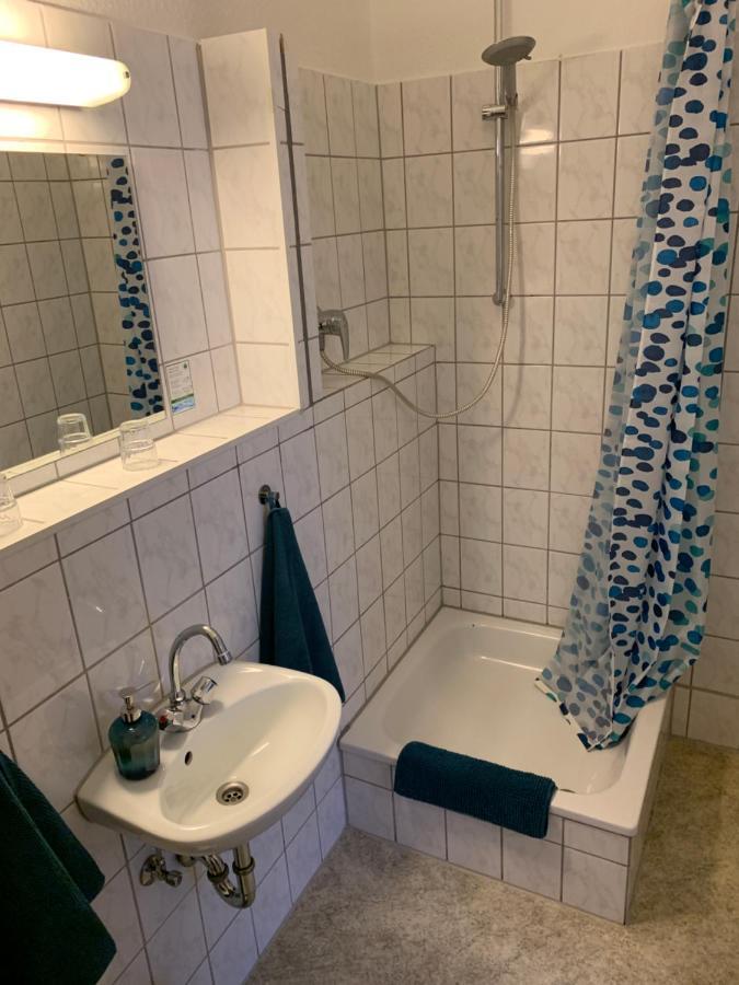 Zum Armen Mann Bed and Breakfast Düsseldorf Exteriör bild
