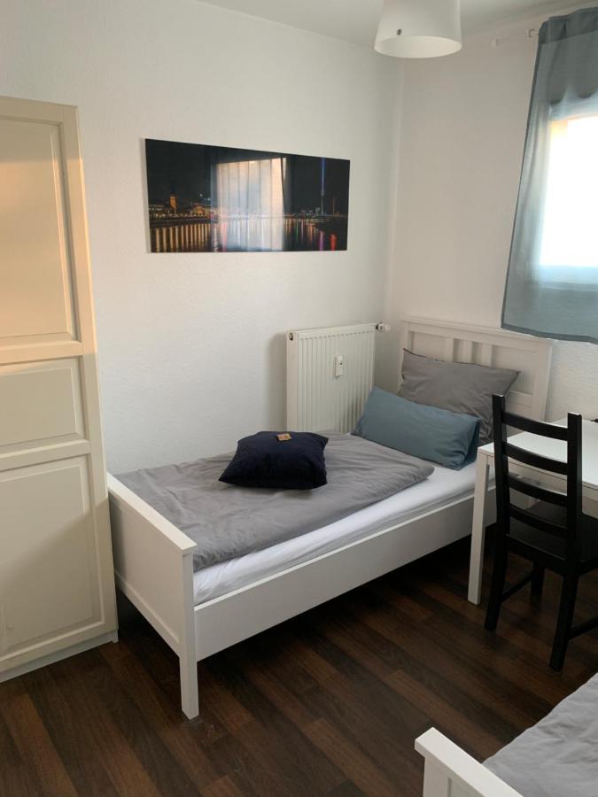 Zum Armen Mann Bed and Breakfast Düsseldorf Exteriör bild