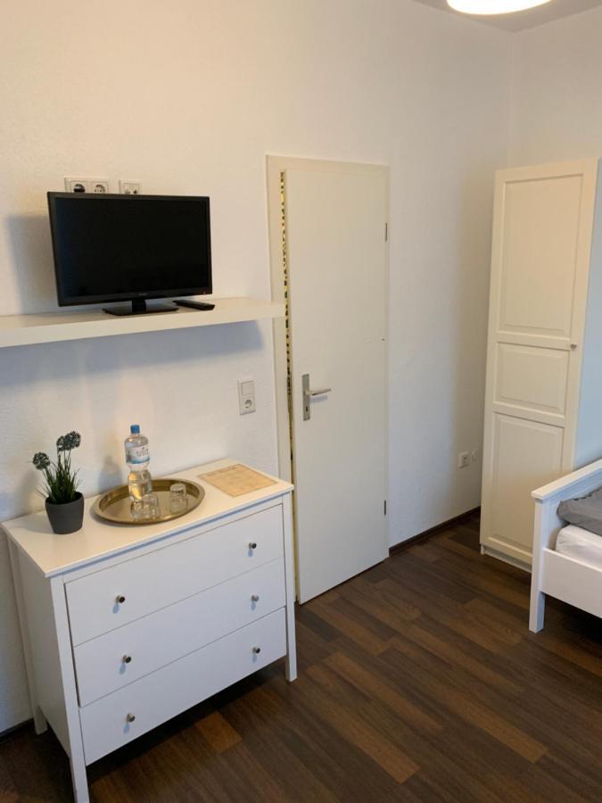 Zum Armen Mann Bed and Breakfast Düsseldorf Exteriör bild