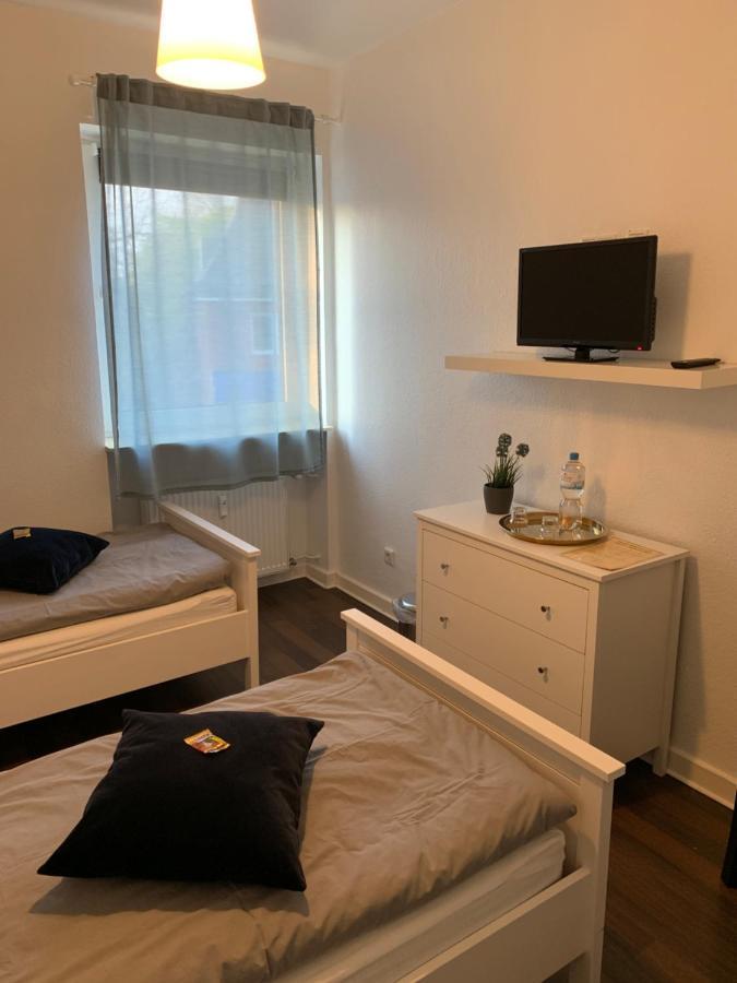 Zum Armen Mann Bed and Breakfast Düsseldorf Exteriör bild