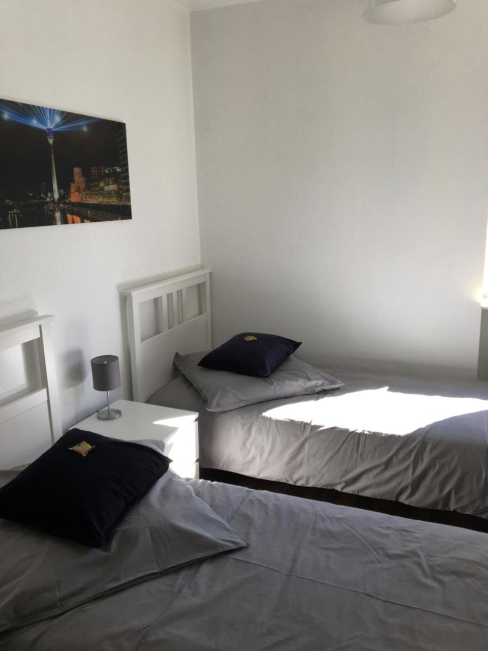 Zum Armen Mann Bed and Breakfast Düsseldorf Exteriör bild